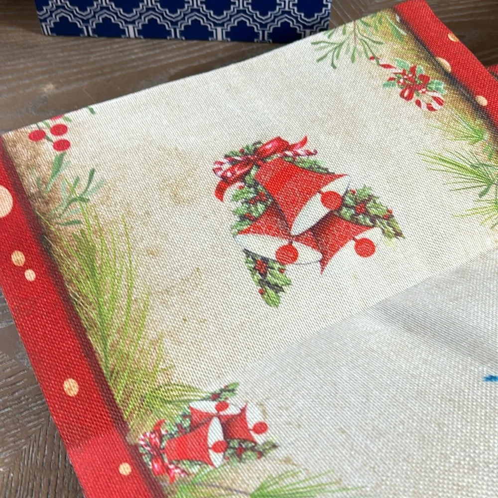 NEW! Vintage Inspired Nostalgic North Pole Santa Claus Dining Table Runner